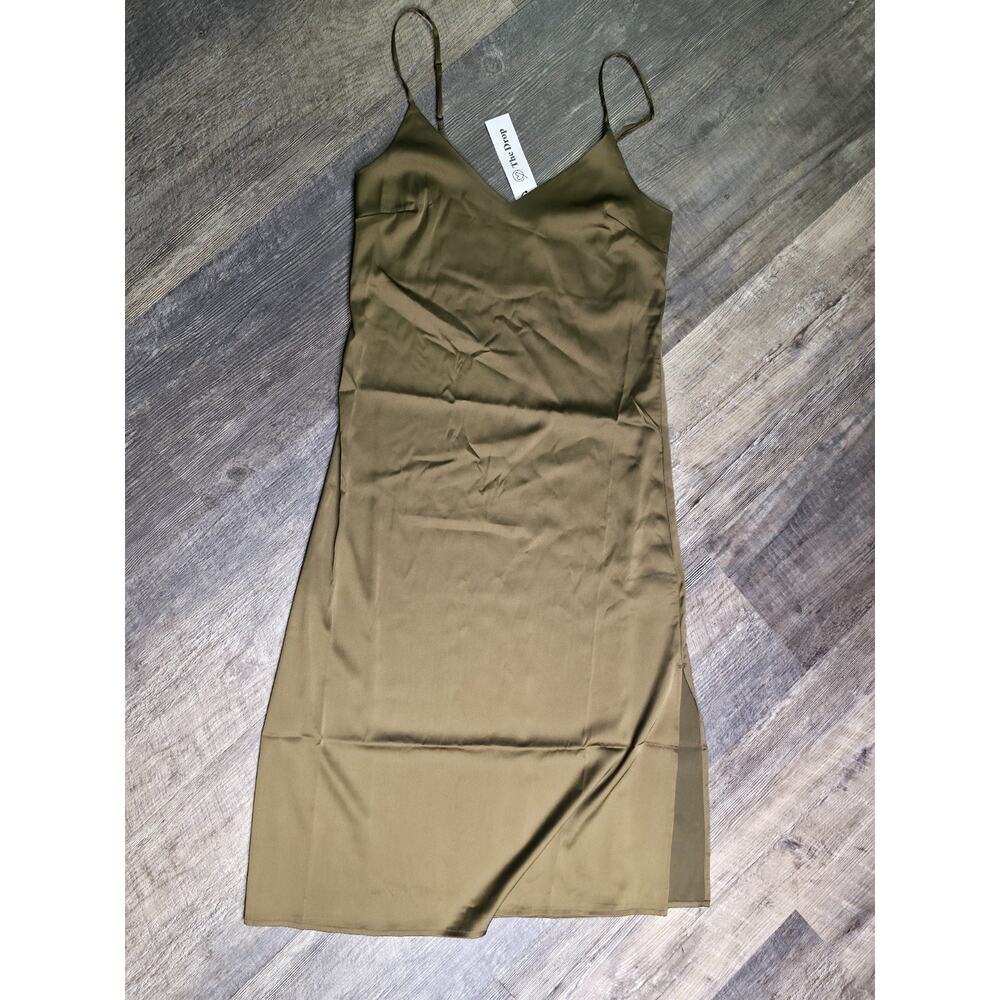 The Drop Ana Slip Dress Dark Olive Green Womens XS NWT V-Neck Side Slit Satin